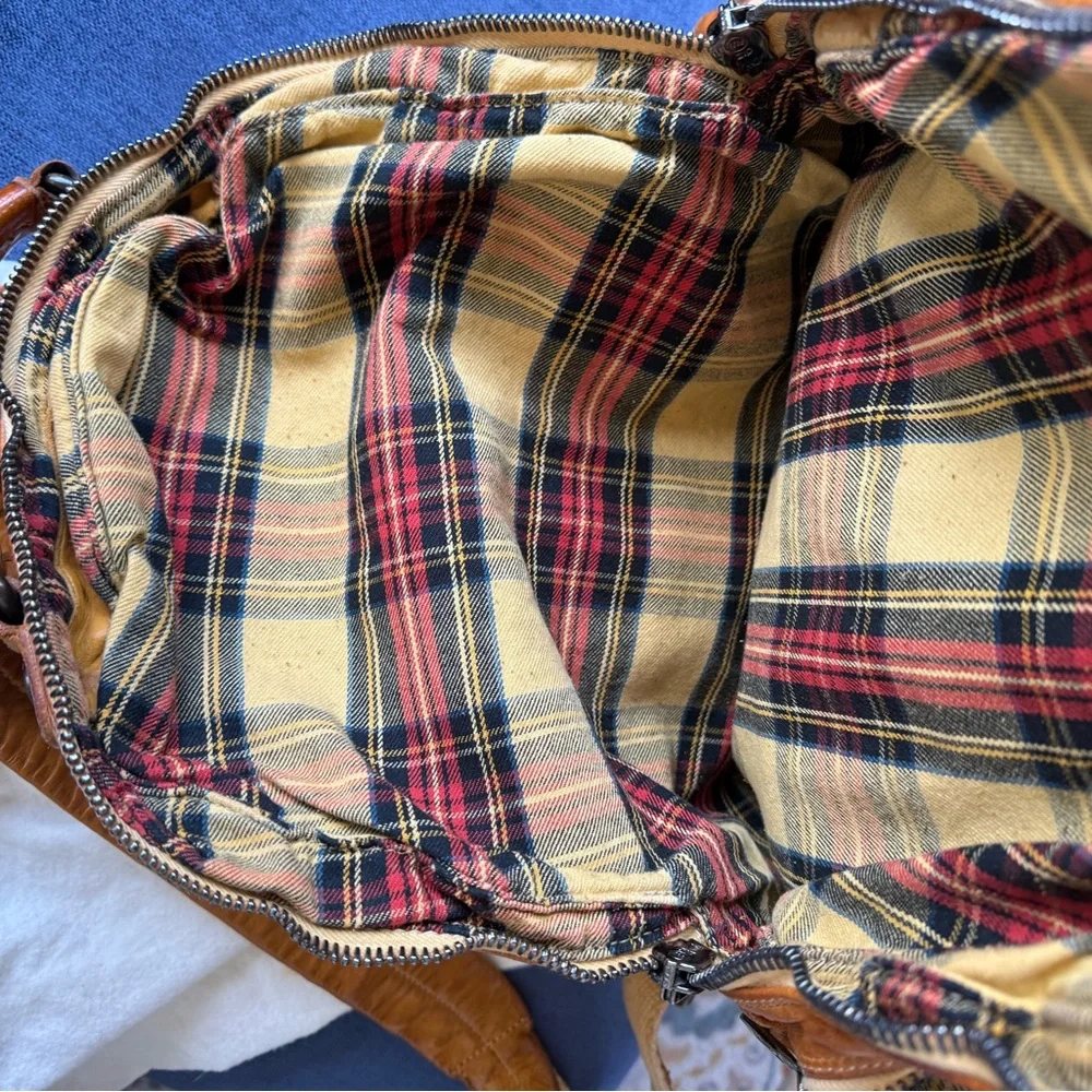 Benheart Lorenzo Backpack - Picture 5 of 11